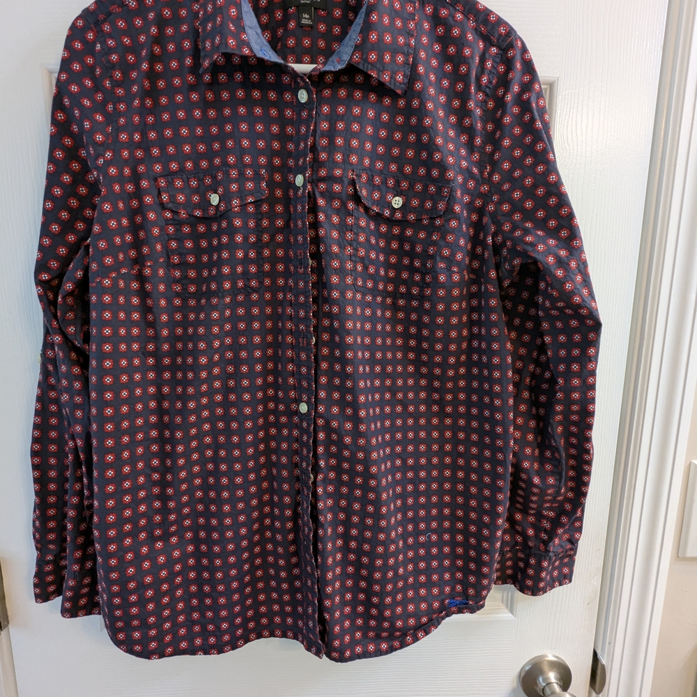 Talbots Navy and Red Floral Button Up Shirt 14p Preppy Long Sleeve EUC